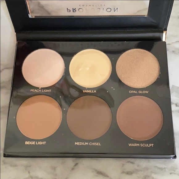 ❌Makeup Bundle #13 - Picture 3 of 5